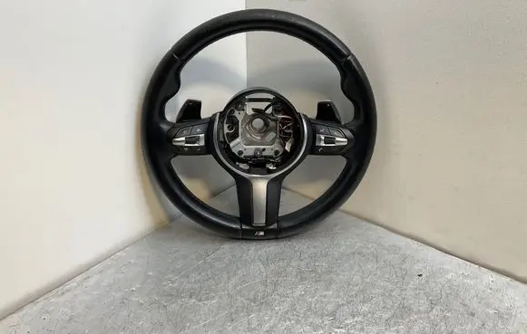 BMW 5 F10 F11 Steering wheel 7849159 308421999 W0060024495