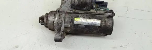 Volkswagen Golf V Starter motor 02T911023S 102043237DK