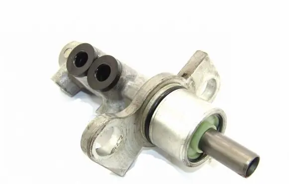 Audi A6 S6 C5 4B Master brake cylinder 9304125000