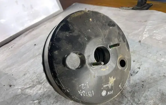 Seat Ibiza III (6L) Brake booster 6Q1614105 6Q1614105AD