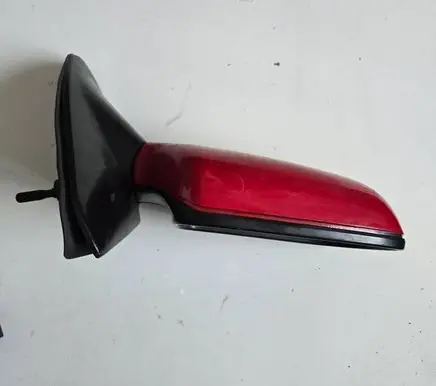 Mazda 323 Manual wing mirror E11021164