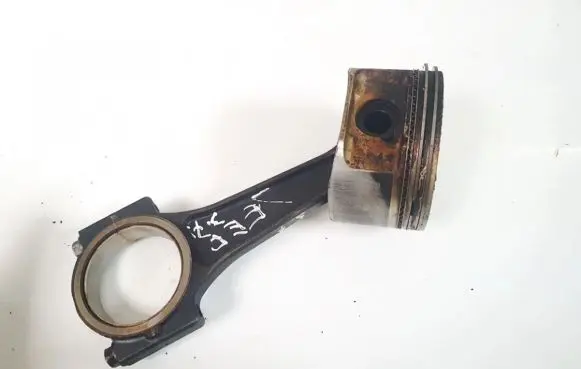 Jeep Cherokee Piston with connecting rod