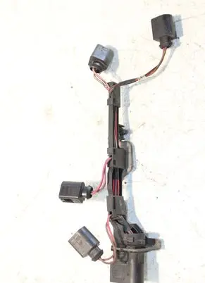 Volkswagen Eos Fuel injector wires 8D0973834