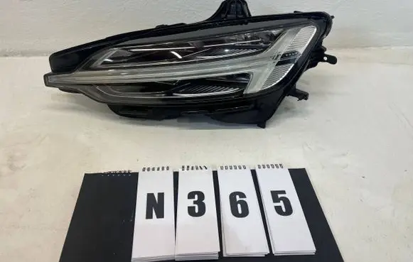 Volvo V60 Headlight/headlamp 32314189