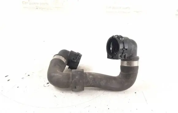 Mercedes-Benz E W213 Engine coolant pipe/hose 2135016000 A2135016000