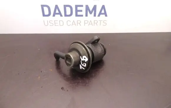 Volvo S40, V40 EGR valve 7700873528 D166