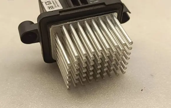 Chrysler Pacifica Heater blower motor/fan resistor DU228001 294120244506