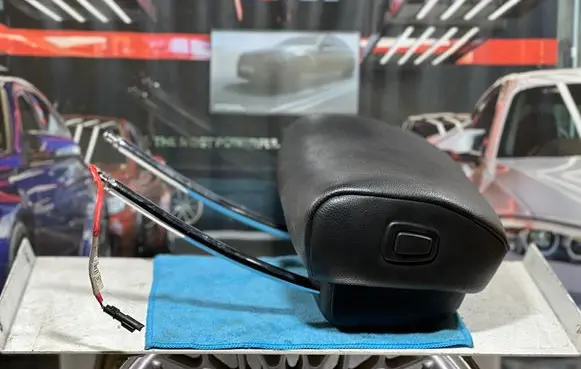 BMW 7 F01 F02 F03 F04 Front seat headrest 9177007