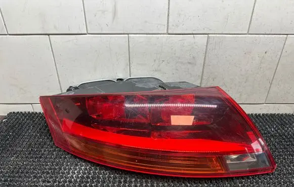 Audi TT TTS Mk2 Rear/tail lights 8J0945095C