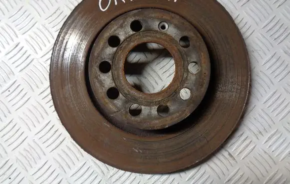 Skoda Octavia Mk2 (1Z) Front brake disc