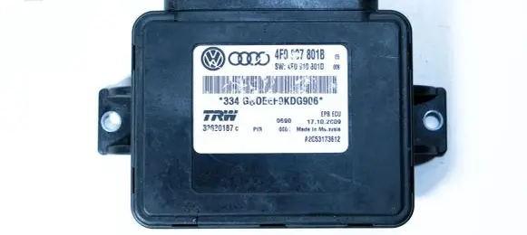 Audi A6 S6 C6 4F Hand brake control module 4F0907801B