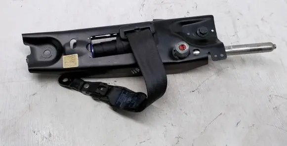 Volvo S80 Front seatbelt G6041213RHB