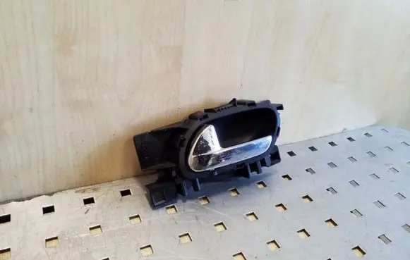 Peugeot 5008 Rear door interior handle 9683446877 9683446177