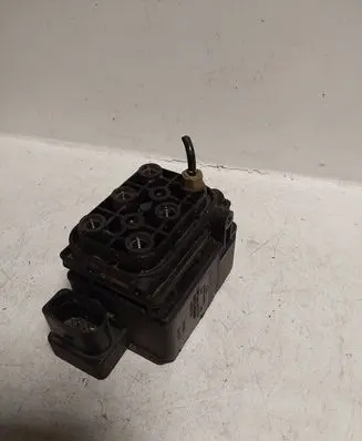 Volkswagen Phaeton Air suspension valve block 15152400052 070511 219957