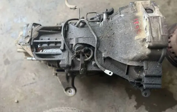 Audi A4 S4 B5 8D Manual 5 speed gearbox BAA BAA13103