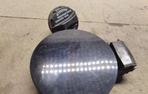 Hyundai Tucson JM Fuel tank cap 695102E000