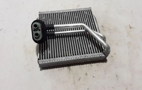 Air conditioning (A/C) radiator (interior)