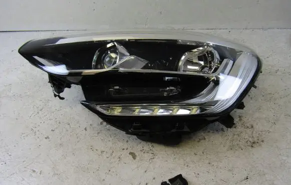 Renault Megane IV Headlight/headlamp 260603157R