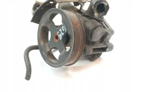 Mitsubishi Grandis Power steering pump 57202944