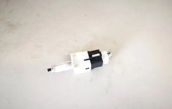 Honda CR-V Brake pedal sensor switch