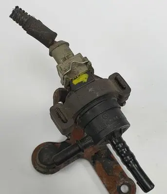 Smart ForTwo II Turbo solenoid valve A4514700093