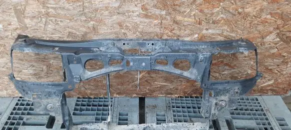 Skoda Octavia 985 Radiator support slam panel