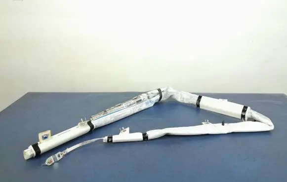 Hyundai i30 Roof airbag A685010000