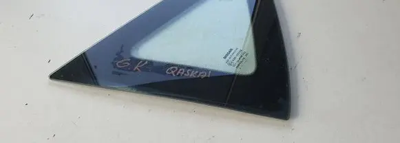 Nissan Qashqai Rear side window