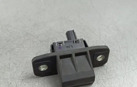 Mazda CX-9 Tailgate opening switch
