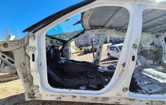 Ford Explorer VI Front sill (body part) 