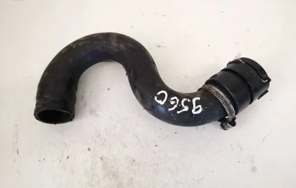 Volvo S80 Engine coolant pipe/hose