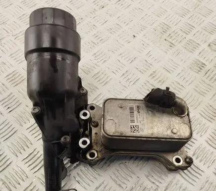 Mercedes-Benz E W212 Oil filter mounting bracket A6511800665