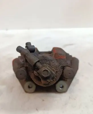 BMW X5 E53 Rear brake caliper 8953