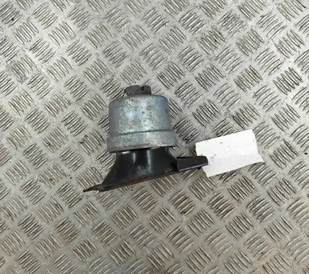 Volkswagen Transporter - Caravelle T6 Engine mount bracket 7E0199256J