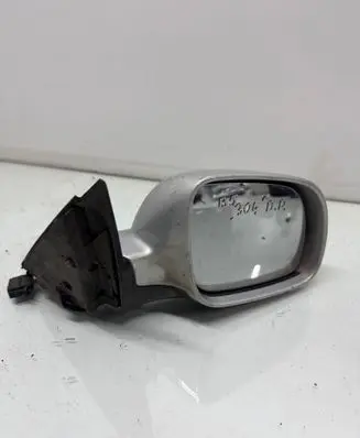 Volkswagen PASSAT B5.5 Front door electric wing mirror 3B0857934
