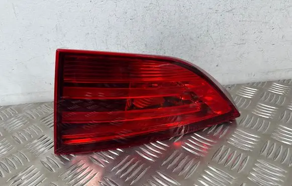BMW X1 E84 Tailgate rear/tail lights 2990114 03426500 1101013439