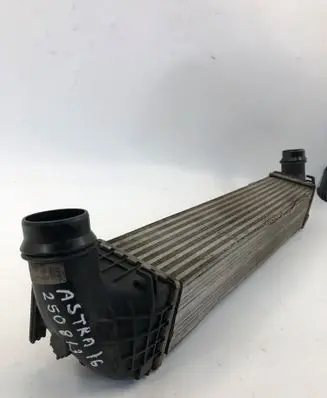 Opel Astra K Intercooler radiator 13356647
