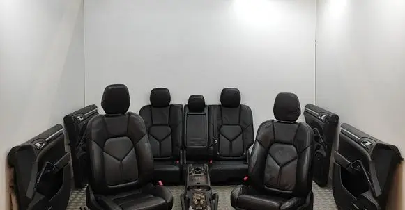 Porsche Cayenne (92A) Interior set 95852185100 95852185200