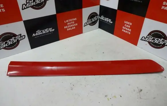 Volvo C70 Rear fender molding trim 09466451