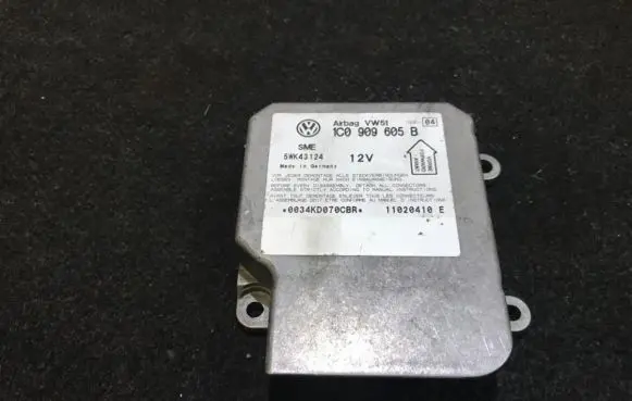 Volkswagen PASSAT B5.5 Airbag control unit/module 1c0909605b 5wk43124