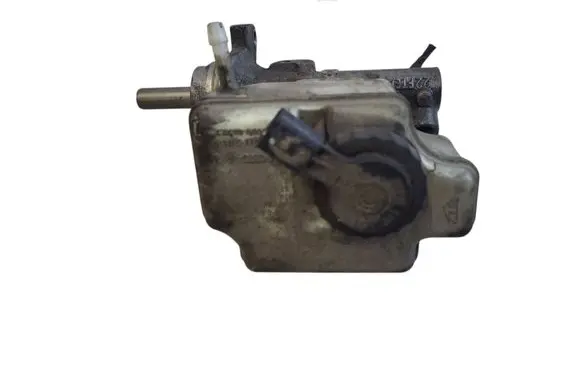 Volkswagen Golf V Master brake cylinder 1K1611301D 03350886321