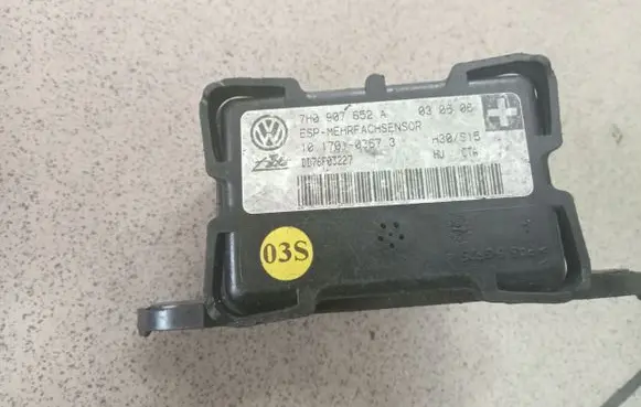 ESP acceleration yaw rate sensor
