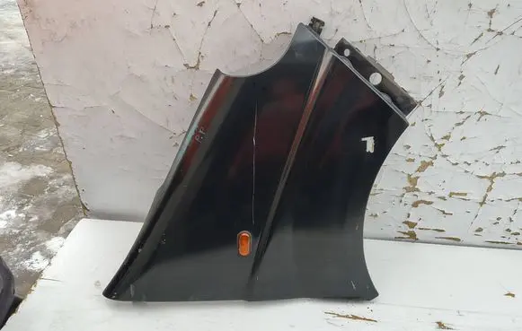 Opel Vivaro Fender 