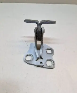 Tesla Model 3 Front door upper hinge A046571