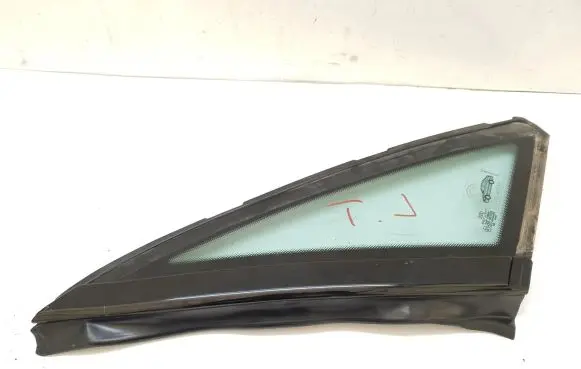 Audi A8 S8 D2 4D Rear side window