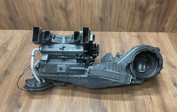 Mercedes-Benz C W205 Interior heater climate box assembly A2058308605