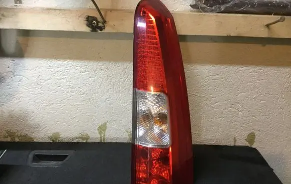 Volvo V70 Rear/tail lights 160986
