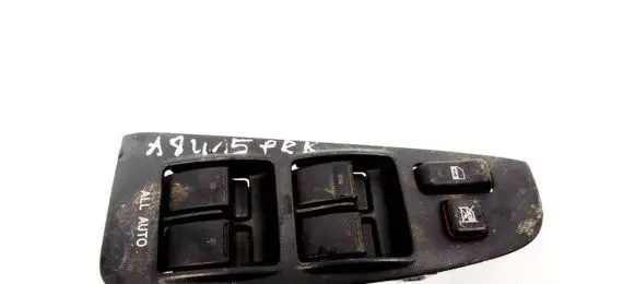 Toyota Avensis T250 Electric window control switch 8482005100 84820-05100