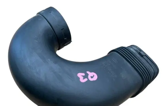 Audi Q3 8U Air intake duct part 8U0129618B