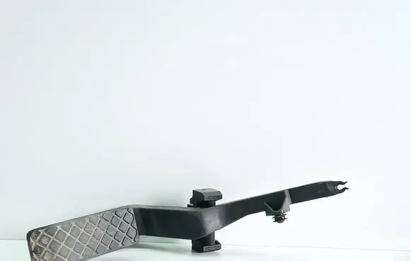 Audi A6 S6 C5 4B Accelerator throttle pedal 8D1721506